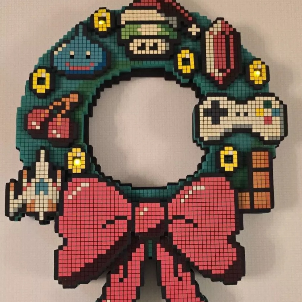 Think Geek 8-bit LED 13" Lighted Foam Christmas Wreath NES Retro Video Games